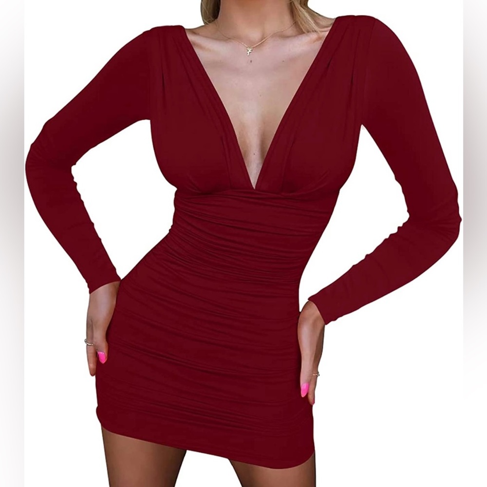 Burgundy long sleeve body on dress